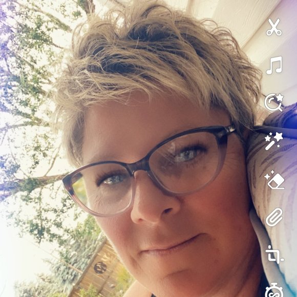 Meet your Posher, Rhonda - Picture 1 of 1